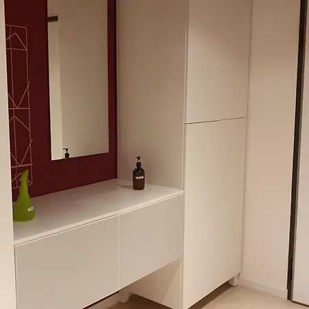 40 Mq A 10 Min Da Centro, Ristrutturato - Choco *